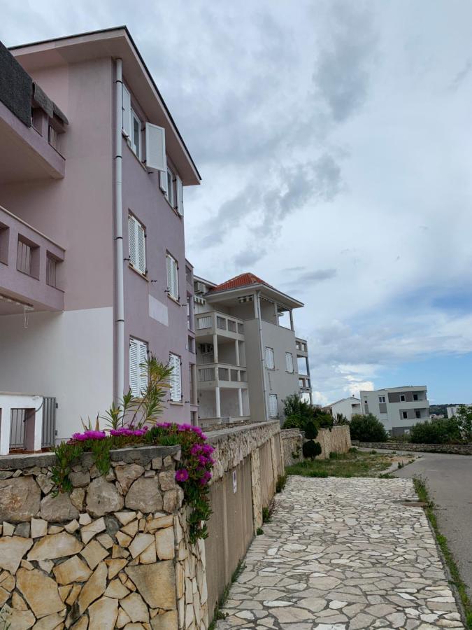 Apartments Mat Новаля Екстериор снимка